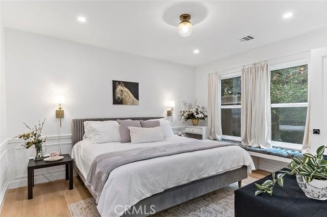 2925 W Oak, Burbank, CA 91505