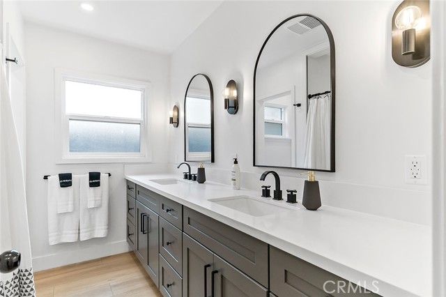 2925 W Oak, Burbank, CA 91505