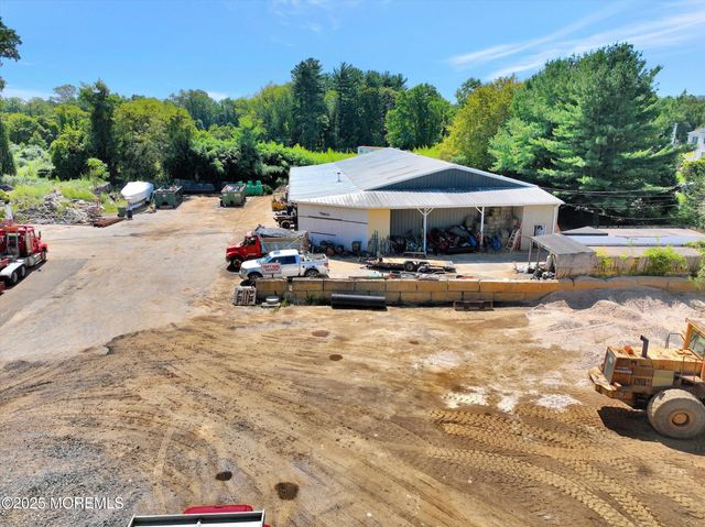 86 Stillwell Road, Holmdel, NJ 07733