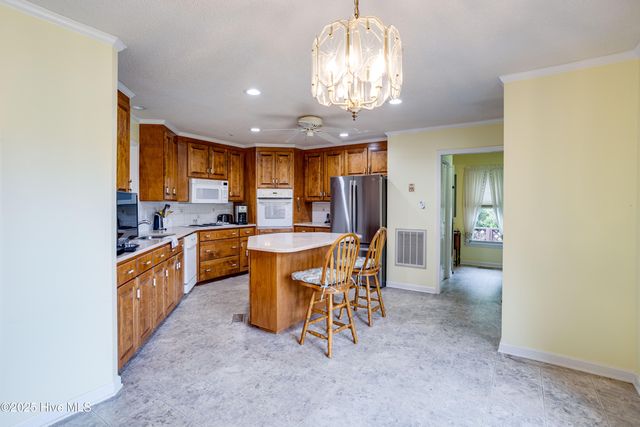 201 Stadler Drive, New Bern, NC 28560