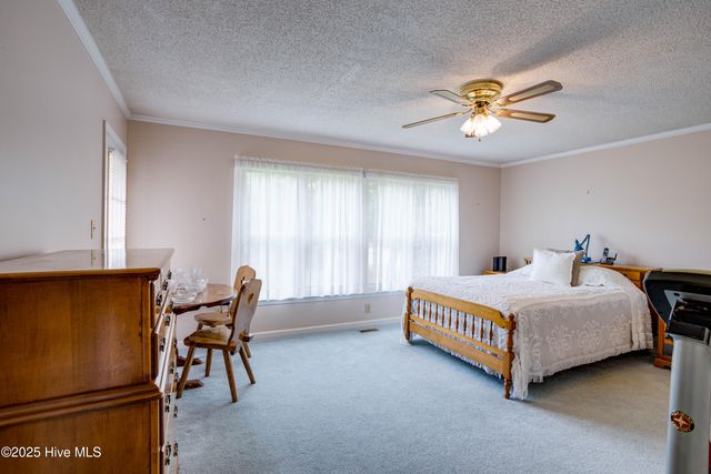 201 Stadler Drive, New Bern, NC 28560