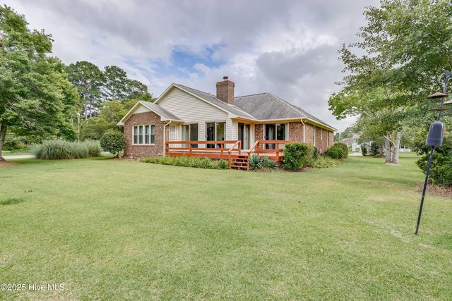 201 Stadler Drive, New Bern, NC 28560