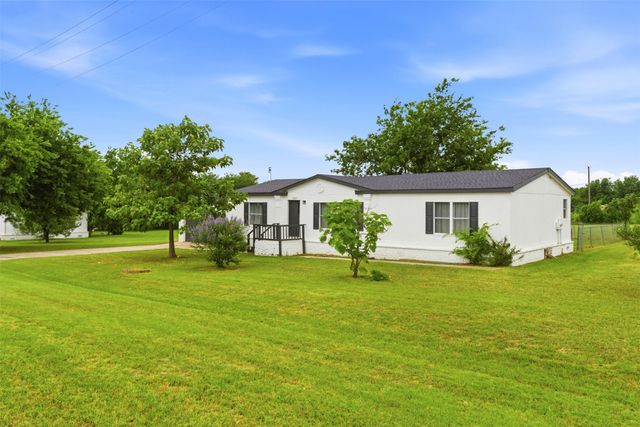 7227 Fm 2622, Ponder, TX 76259