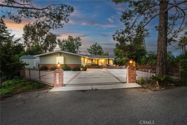 24417 Lawton, Loma Linda, CA 92354