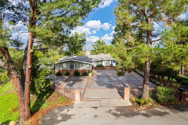 24417 Lawton, Loma Linda, CA 92354
