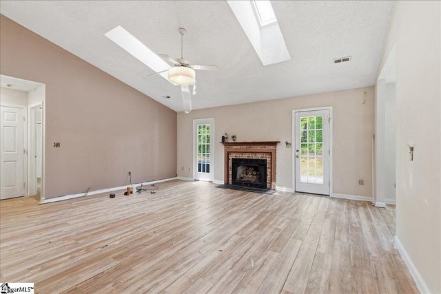 23 Chinaberry Lane, Simpsonville, SC 29680