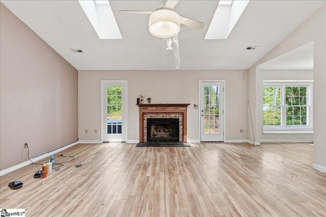 23 Chinaberry Lane, Simpsonville, SC 29680