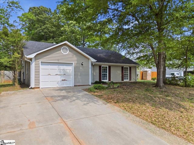 23 Chinaberry Lane, Simpsonville, SC 29680