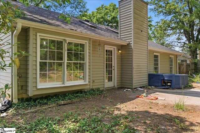 23 Chinaberry Lane, Simpsonville, SC 29680