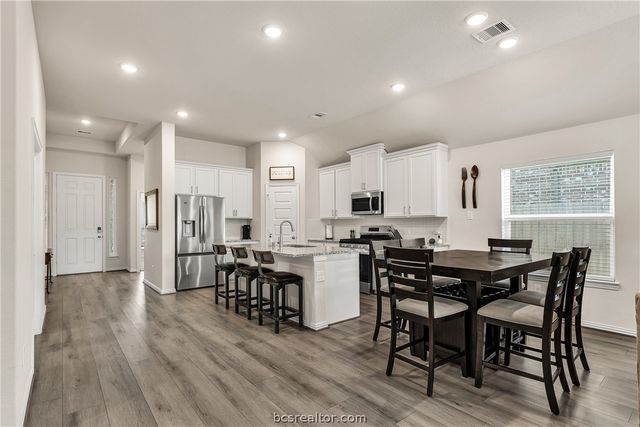 4013 Houberry Loop, College Station, TX 77845