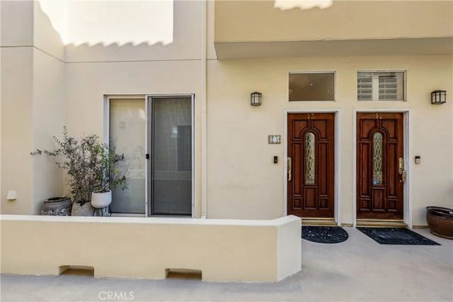 14535 Margate Street 13, Sherman Oaks, CA 91411