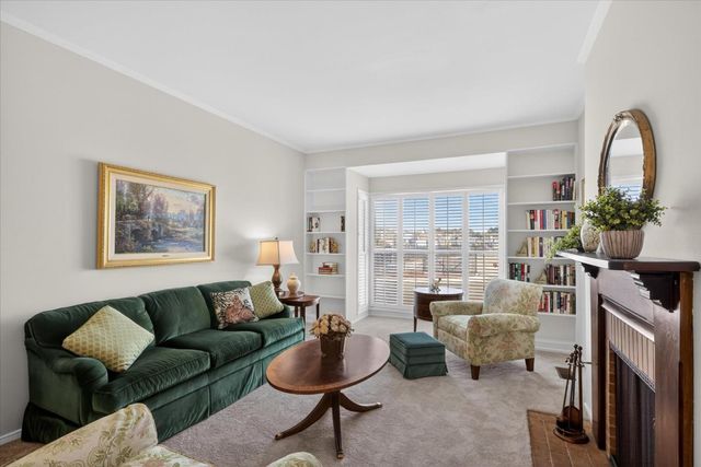 95 Lake Vista Avenue, Daly City, CA 94015