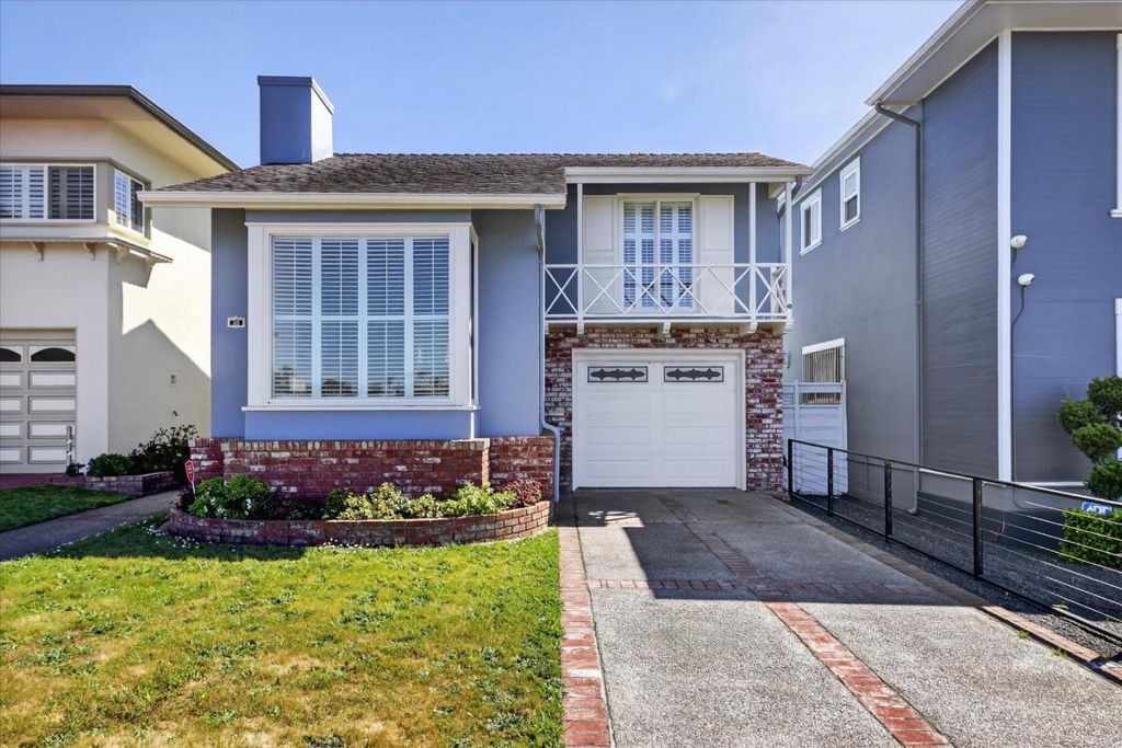 95 Lake Vista Avenue, Daly City, CA 94015