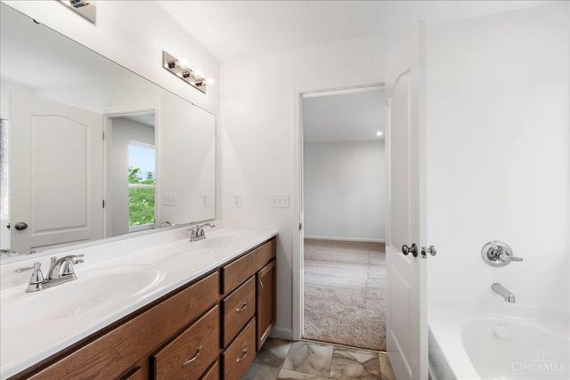 1185 Buxton Oaks Drive, Union Twp, OH 45102