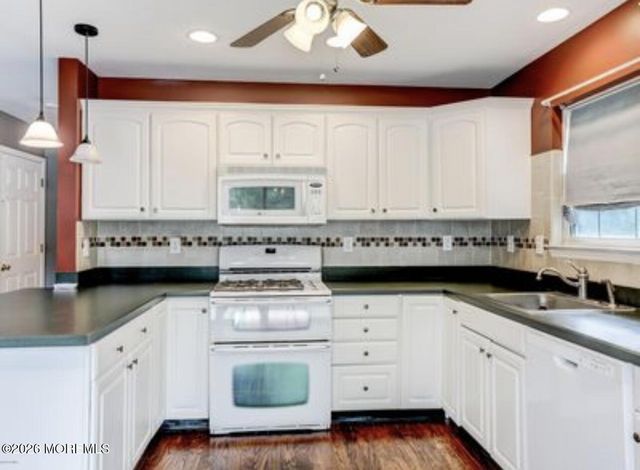 7 Augusta Drive, Manalapan, NJ 07726