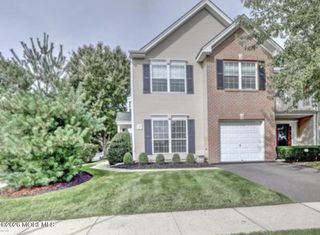 7 Augusta Drive, Manalapan, NJ 07726