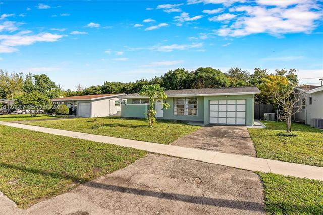 2610 NW 83rd Ave A, Sunrise, FL 33322