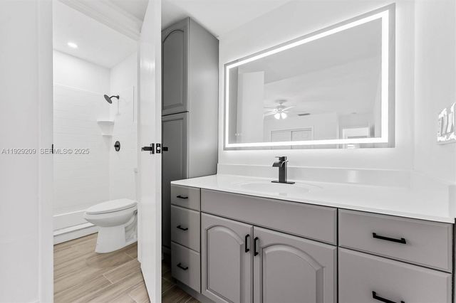 2610 NW 83rd Ave A, Sunrise, FL 33322