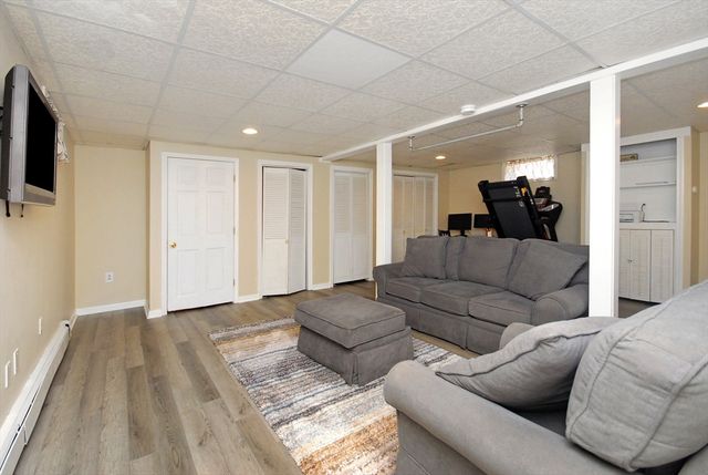 9 Rice Rd, Maynard, MA 01754