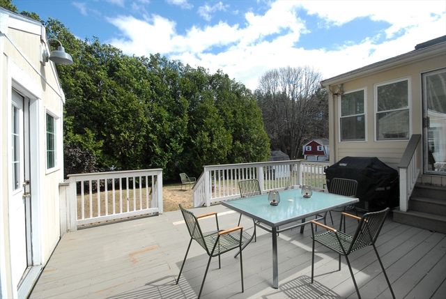 9 Rice Rd, Maynard, MA 01754