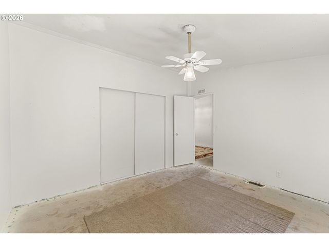 86230 TERRITORIAL Hwy, Veneta, OR 97487