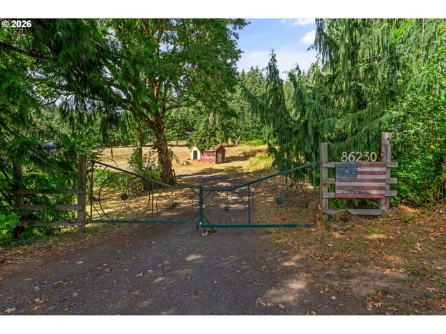86230 TERRITORIAL Hwy, Veneta, OR 97487
