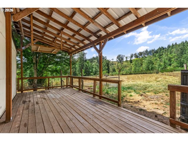 86230 TERRITORIAL Hwy, Veneta, OR 97487