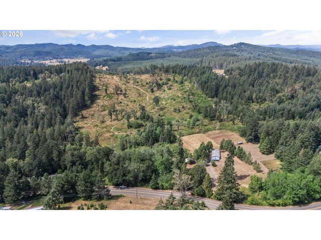 86230 TERRITORIAL Hwy, Veneta, OR 97487
