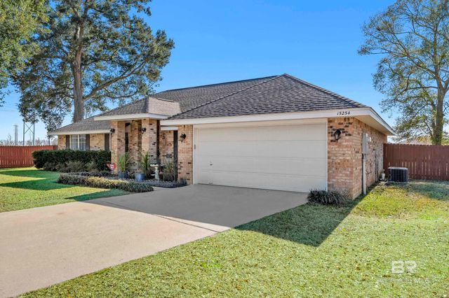 15254 Julieann Lane, Silverhill, AL 36576