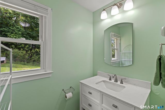 55 Hoyts Hill, Bethel, CT 06801