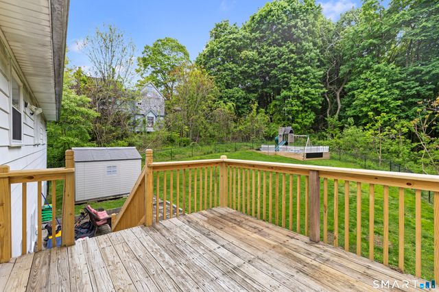 55 Hoyts Hill, Bethel, CT 06801