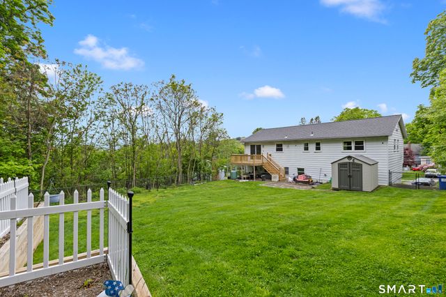55 Hoyts Hill, Bethel, CT 06801