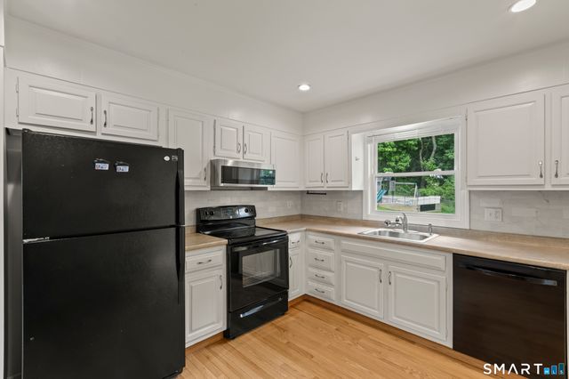 55 Hoyts Hill, Bethel, CT 06801