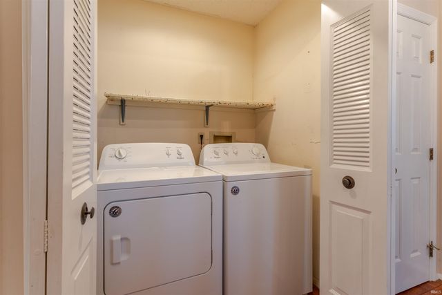 6721 Lincoln Avenue, Evansville, IN 47715