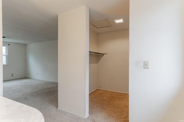 6721 Lincoln Avenue, Evansville, IN 47715