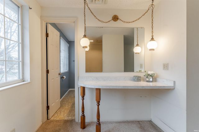 6721 Lincoln Avenue, Evansville, IN 47715