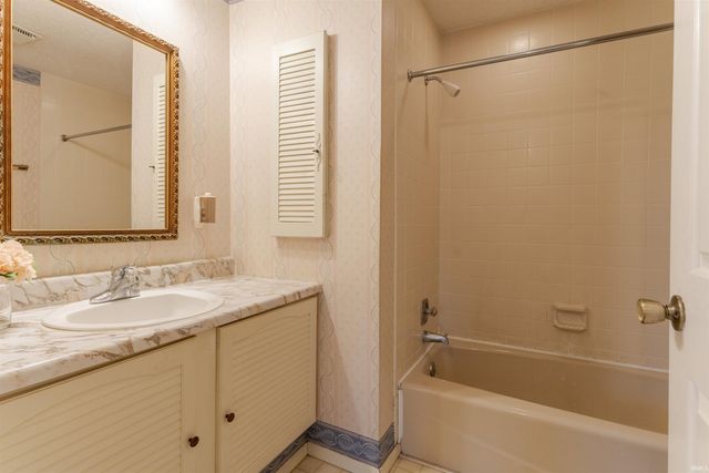 6721 Lincoln Avenue, Evansville, IN 47715