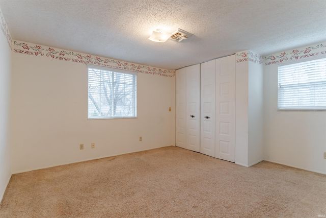 6721 Lincoln Avenue, Evansville, IN 47715