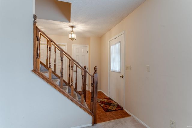 6721 Lincoln Avenue, Evansville, IN 47715