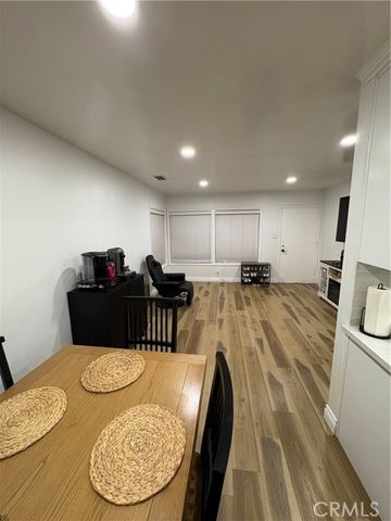 5434 Ivanhoe Avenue, Riverside, CA 92509