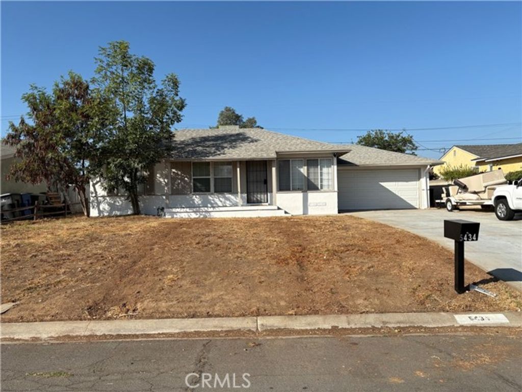 5434 Ivanhoe Avenue, Riverside, CA 92509