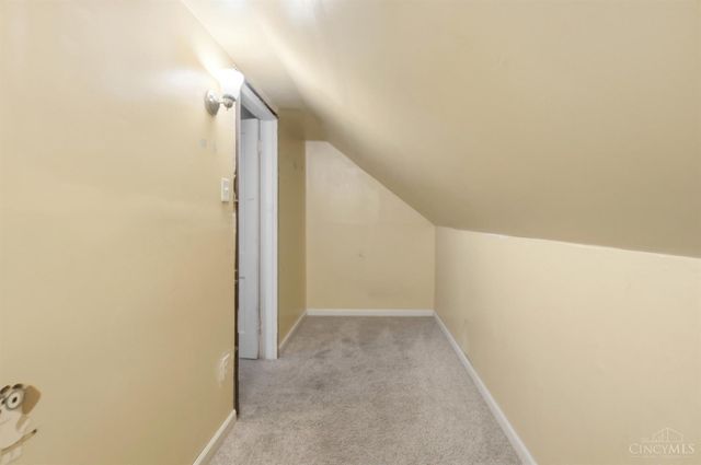 5209 Rolston Avenue, Norwood, OH 45212
