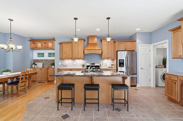 4 Columbine Drive, South Haven, MI 49090