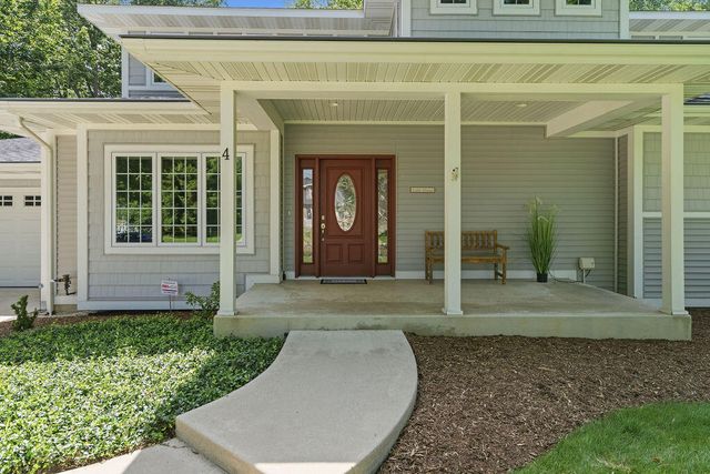 4 Columbine Drive, South Haven, MI 49090