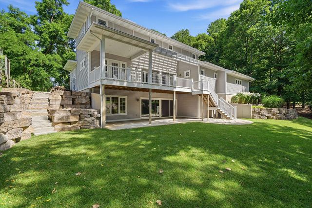 4 Columbine Drive, South Haven, MI 49090