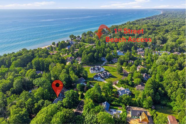 4 Columbine Drive, South Haven, MI 49090