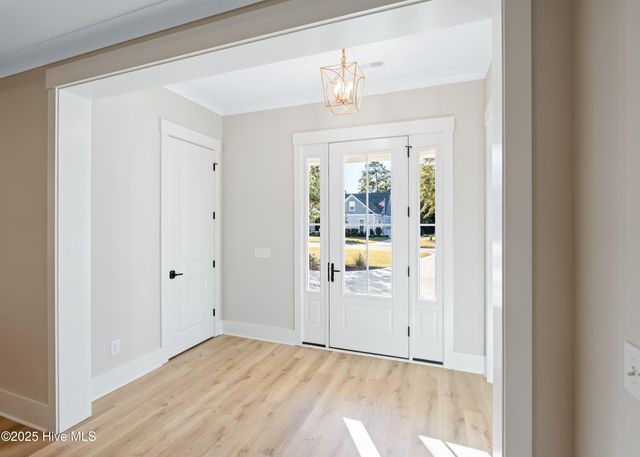 3756 Friendly Orange Court NE, Leland, NC 28451