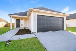 1927 Malus Way, El Reno, OK 73036