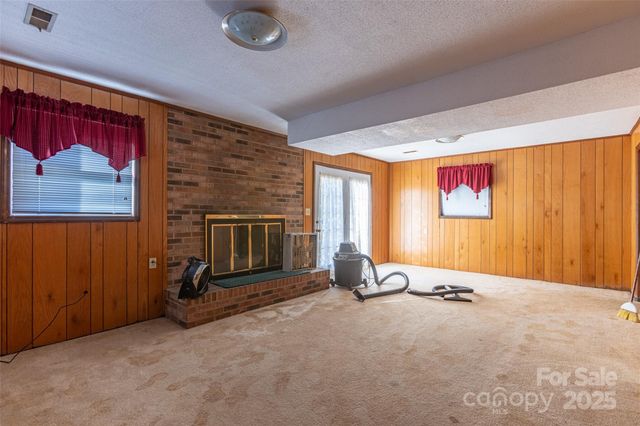 2629 Paula Drive, Gastonia, NC 28054