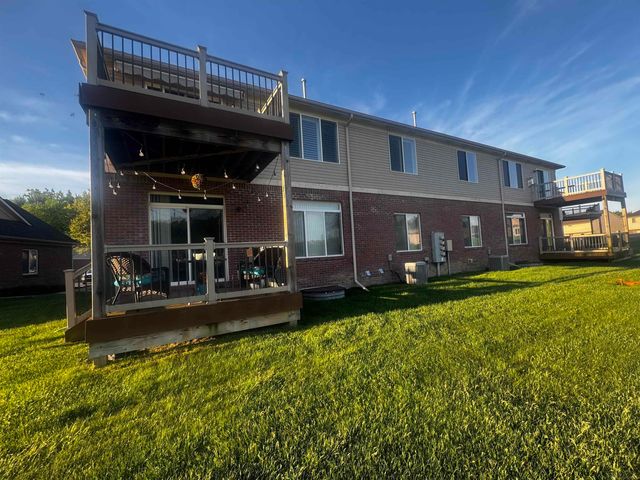 29459 Woodpark Circle 29, Warren, MI 48092